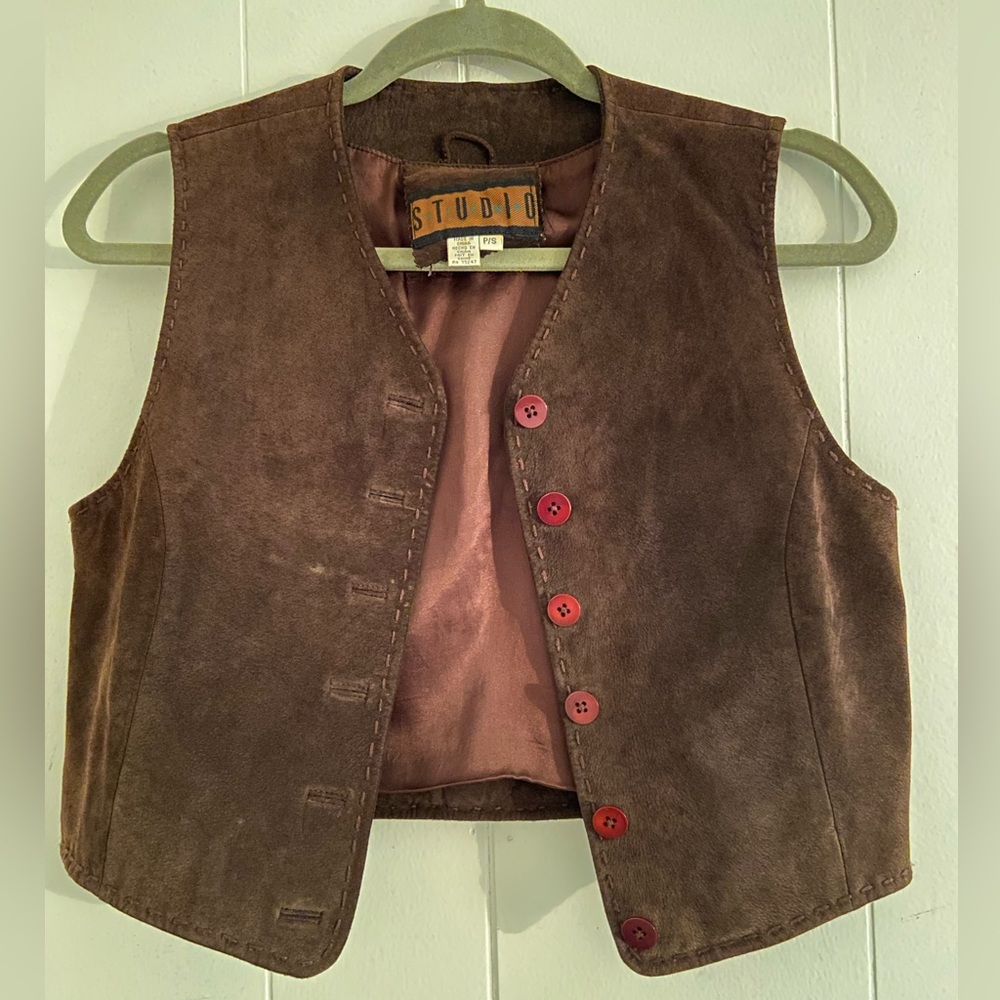 Womens Petite Vintage Suede Leather Vest
